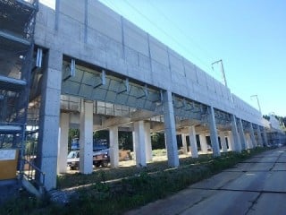 斜め遮音板設置