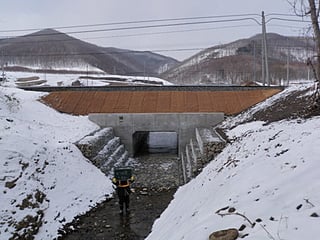 白滝・旧白滝間86k309m伏び改築（函きょ他）