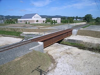 馬来内川橋梁改築
